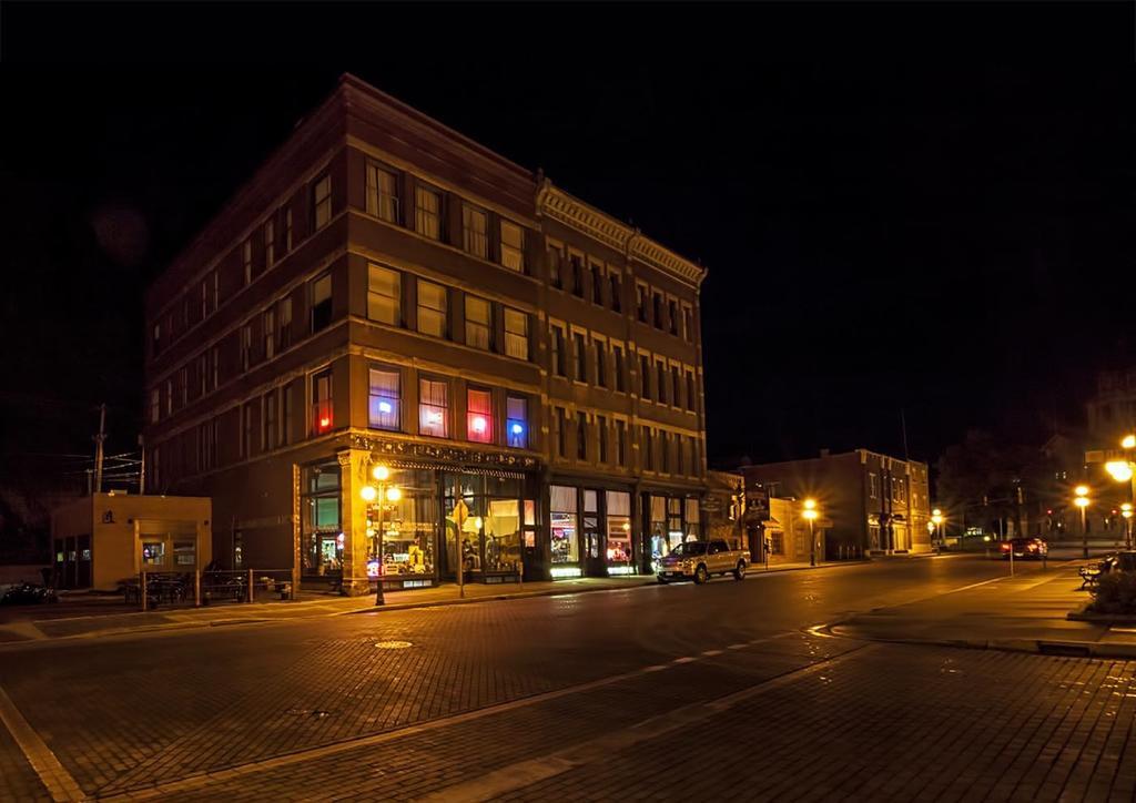 Deadwood Dick'S Hotel ภายนอก รูปภาพ